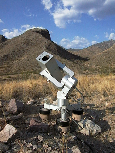 MicroObservatory robotic telescope