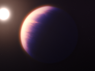 An illustration shows a gas giant exoplanet close to its yellow star in the black of space. The planet is yellowish and covered in cloud layers.