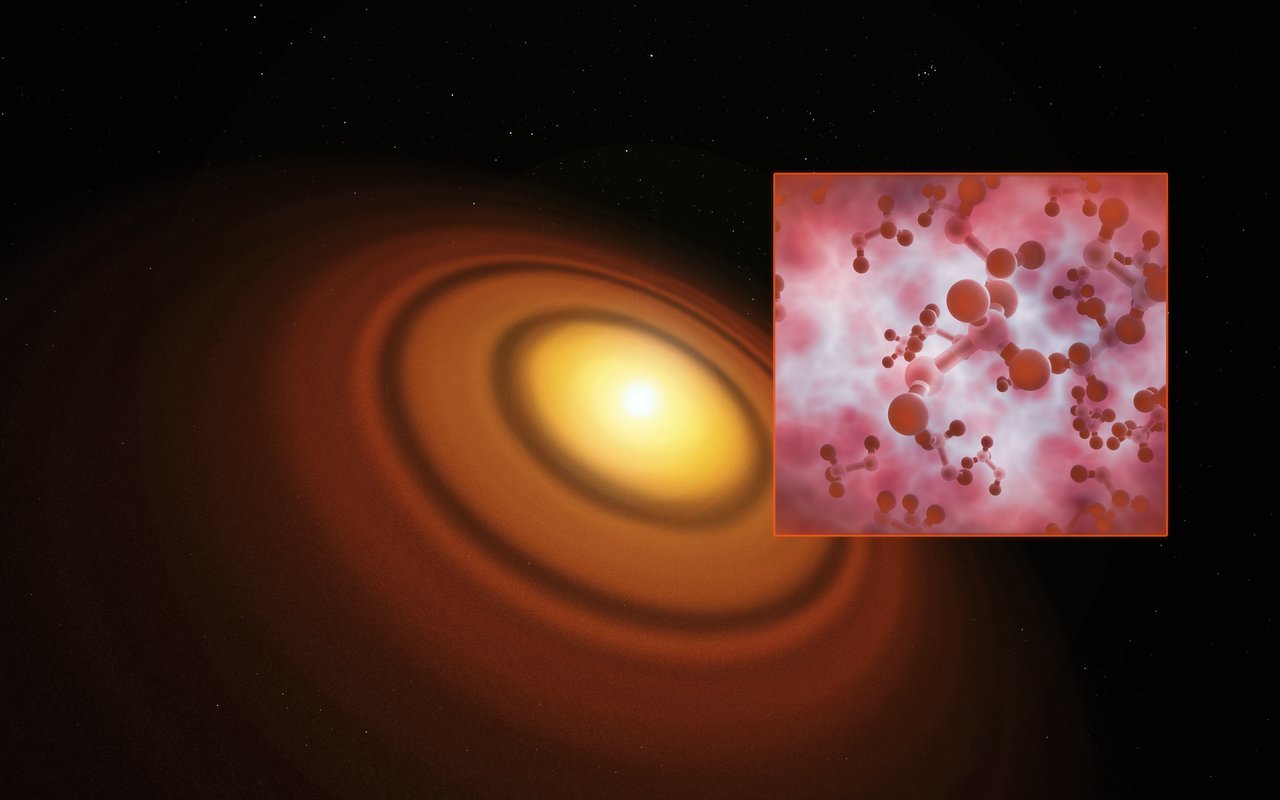 This artist’s impression shows a protoplanetary disc, with an inset of the organic molecule methanol.